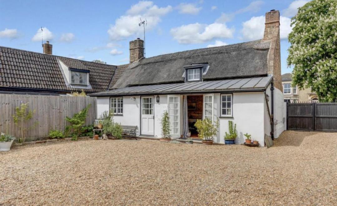 15Th Century Thatched Cottage Cambridge  Exterior photo